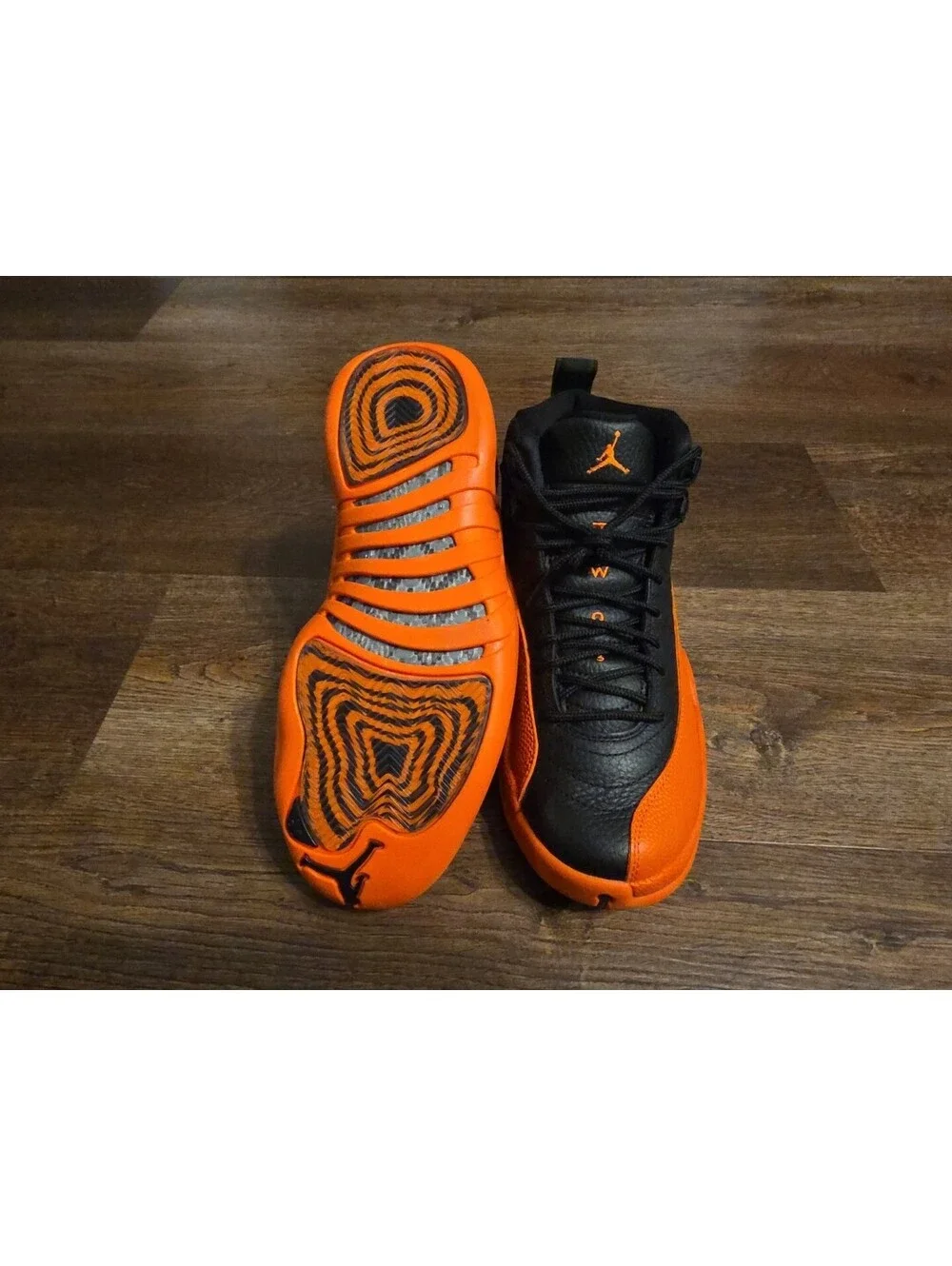 Air Jordan 12 Retro WNBA Brilliant Orange Size 8 Womens / 6.5 Men FD9101-081